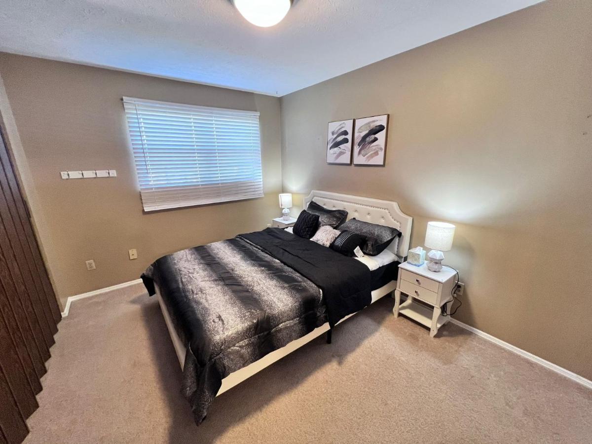 Ferienwohnung The Cozy Townhouse Wpafb & Wsu Fairborn Exterior foto