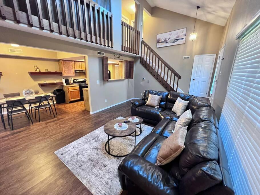 Ferienwohnung The Cozy Townhouse Wpafb & Wsu Fairborn Exterior foto